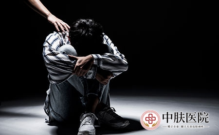摄图网_501049946_压力男性（企业商用）情绪