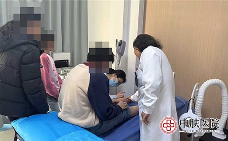 济南银屑病医院排名-济南中肤银屑病防治中心